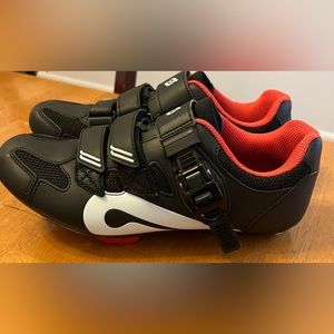 Peloton Shoes Size 39